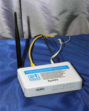      Ethetnet ZyXEL P-330W     (  Golden Wi-Fi)    .