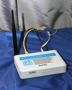 Помимо доступа в Интернет по Ethetnet ZyXEL P-330W позволяет подсоединится к провайдеру (такому как Golden Wi-Fi) и по беспроводному каналу.