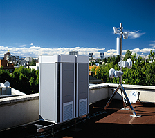 Nokia UltraSite — комплексная БС, поддерживающая сети GSM (2G), скоростную технологию передачи данных EDGE, а также WCDMA (3G)