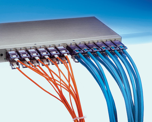 Action connection. Active Optical Cable. Fiberhome кабель оптический. Optical Patch Panel.