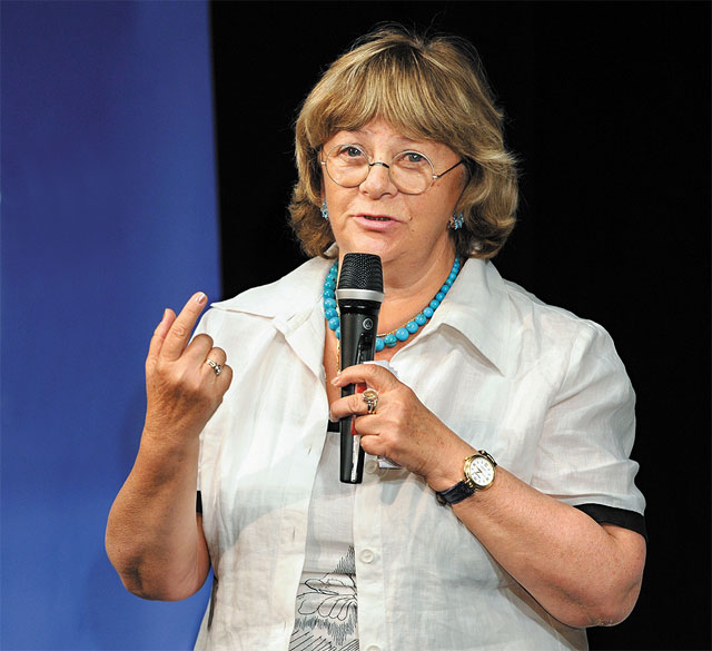 Алла Сурикова Алла Сурикова