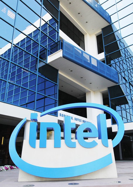 Натан Бруквуд полагает, что решение Intel выпускать ARM-чипы заставит конкурентов занервничать Натан Бруквуд полагает, что решение Intel выпускать ARM-чипы заставит конкурентов занервничать