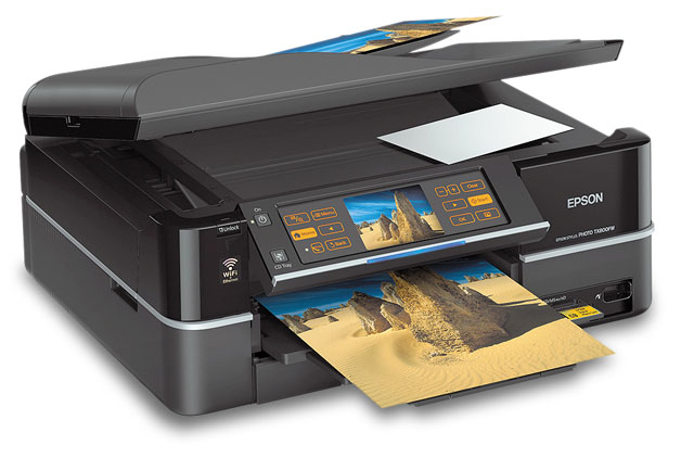 Фото-МФУ Epson Stylus Photo TX800FW умеет также принимать и отправлять факсимильные сообщения Фото-МФУ Epson Stylus Photo TX800FW умеет также принимать и отправлять факсимильные сообщения