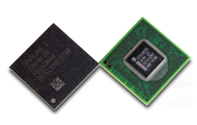 Intel Z6xx SoC (слева) и Platform Controller Hub MP20 (справа) Intel Z6xx SoC (слева) и Platform Controller Hub MP20 (справа)