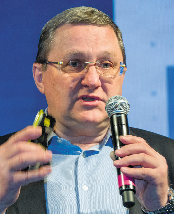 michael c tomsett részvénytitkok opciók)