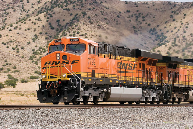 Компания BNSF Railway обратилась к фирмам MSK и OpenMake Software с просьбой о модернизации ее инфраструктуры управления жизненным циклом приложений Компания BNSF Railway обратилась к фирмам MSK и OpenMake Software с просьбой о модернизации ее инфраструктуры управления жизненным циклом приложений