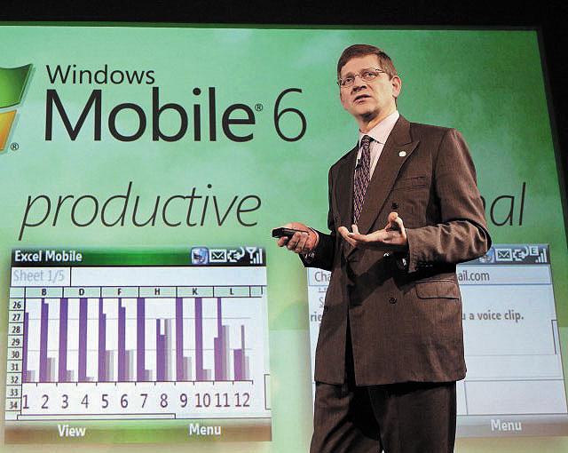 Питер Нук представляет платформу Windows Mobile 6.0 Питер Нук представляет платформу Windows Mobile 6.0