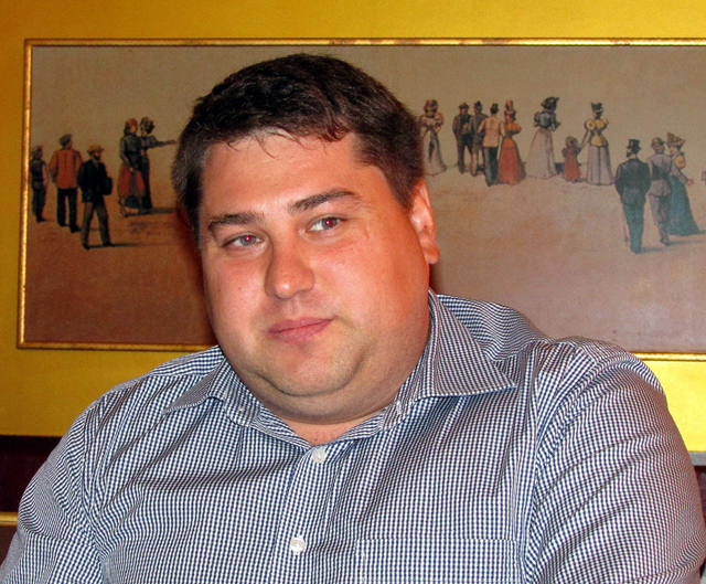 Александр Трошин: “Мне известны случаи, когда внедрение SIP-телефонии увеличивало продажи на 30%” Александр Трошин: “Мне известны случаи, когда внедрение SIP-телефонии увеличивало продажи на 30%”