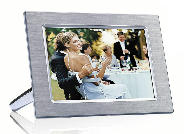 Фоторамка Philips 10FF2CMI c молочно-белым обрамлением Фоторамка Philips 10FF2CMI c молочно-белым обрамлением