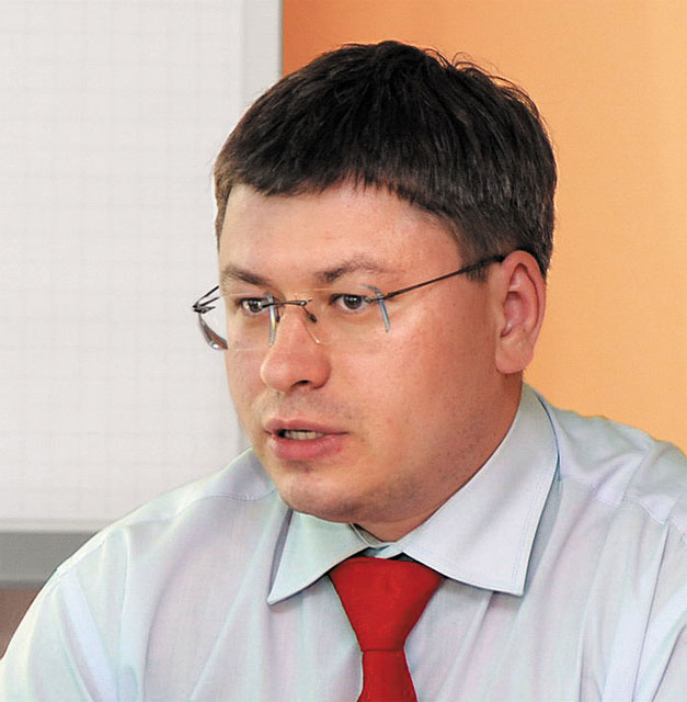 Евгений Новак: “Работы по проекту ФУНИС выполнялись в два-три раза быстрее, чем обычно” Евгений Новак: “Работы по проекту ФУНИС выполнялись в два-три раза быстрее, чем обычно”