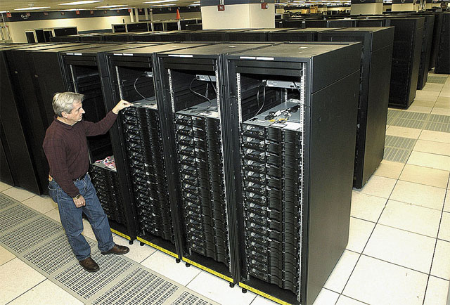 Roadrunner на заводе IBM Roadrunner на заводе IBM