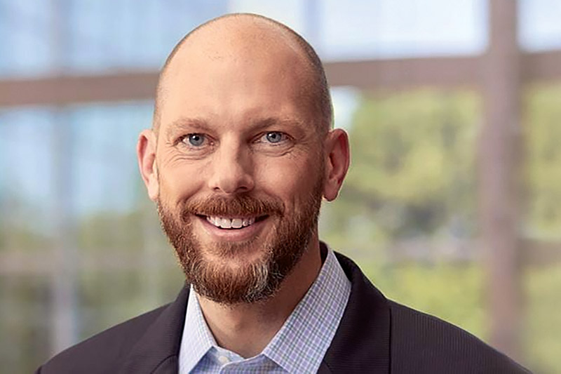 Джей Апчерч