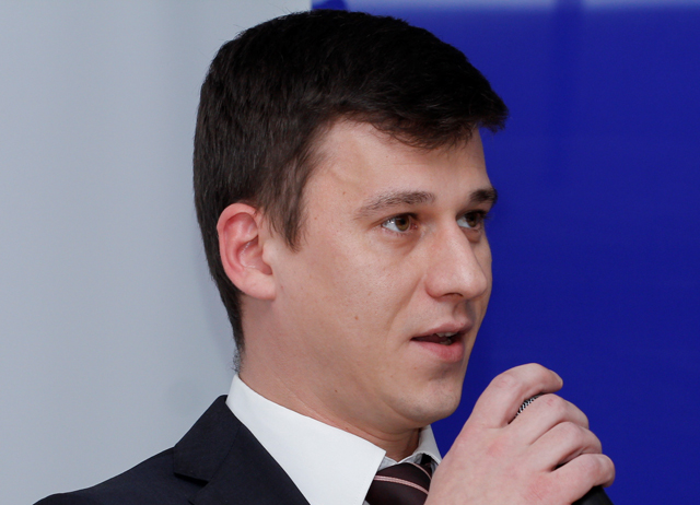 Павел Даев: “С помощью MDM администраторы корпоративной системы могут задавать ИТ-политики, позволяющие централизованно управлять контейнерами KNOX” Павел Даев: “С помощью MDM администраторы корпоративной системы могут задавать ИТ-политики, позволяющие централизованно управлять контейнерами KNOX”
