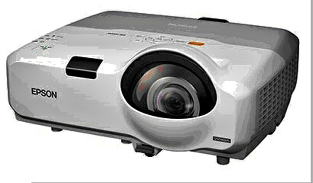 Новые короткофокусные проекторы Epson могут создавать изображение c диагональю экрана 178 см Новые короткофокусные проекторы Epson могут создавать изображение c диагональю экрана 178 см