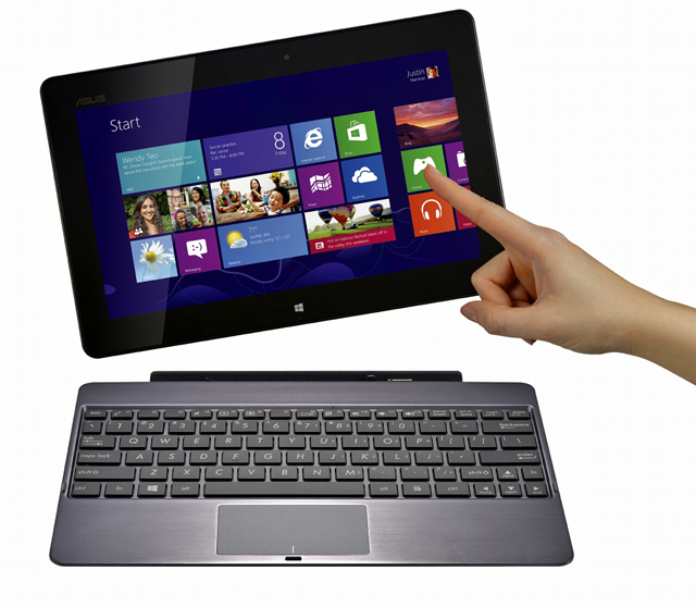 Посредством мобильной док-станции планшет ASUS TF600T мгновенно превращается в полноценный ноутбук Посредством мобильной док-станции планшет ASUS TF600T мгновенно превращается в полноценный ноутбук