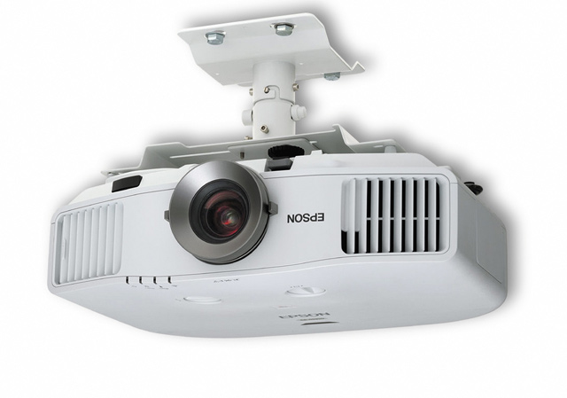 Проекторы Epson серии EB-G5000 допускают различные варианты крепления Проекторы Epson серии EB-G5000 допускают различные варианты крепления