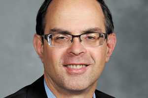 Джеймс Кобилус