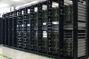 OCP разрабатывает и выпускает открытые спецификации оборудования, позволяющие строить дата-центры с относительно небольшими затратами