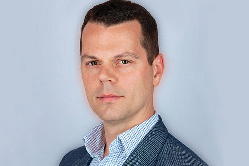 Питер Уокер