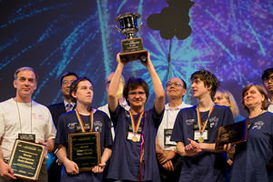 Команда МГУ — чемпион мира 2018 г. Слева направо: А. Панкратьев, Г. Резников, М. Ипатов, В. Макеев, Е. Андреева