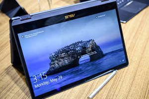 ZenBook Flip S