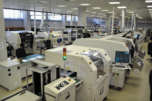 Линии монтажа SMD-компонентов на основе автоматов Universal Instruments