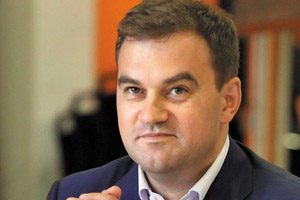 Евгений Ковнир