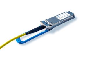 Оптический трансивер Intel PSM4 100G на базе кремниевой фотоники (Источник: Intel)