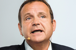 Эндрю Сазерлэнд