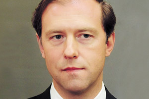 Денис Мантуров